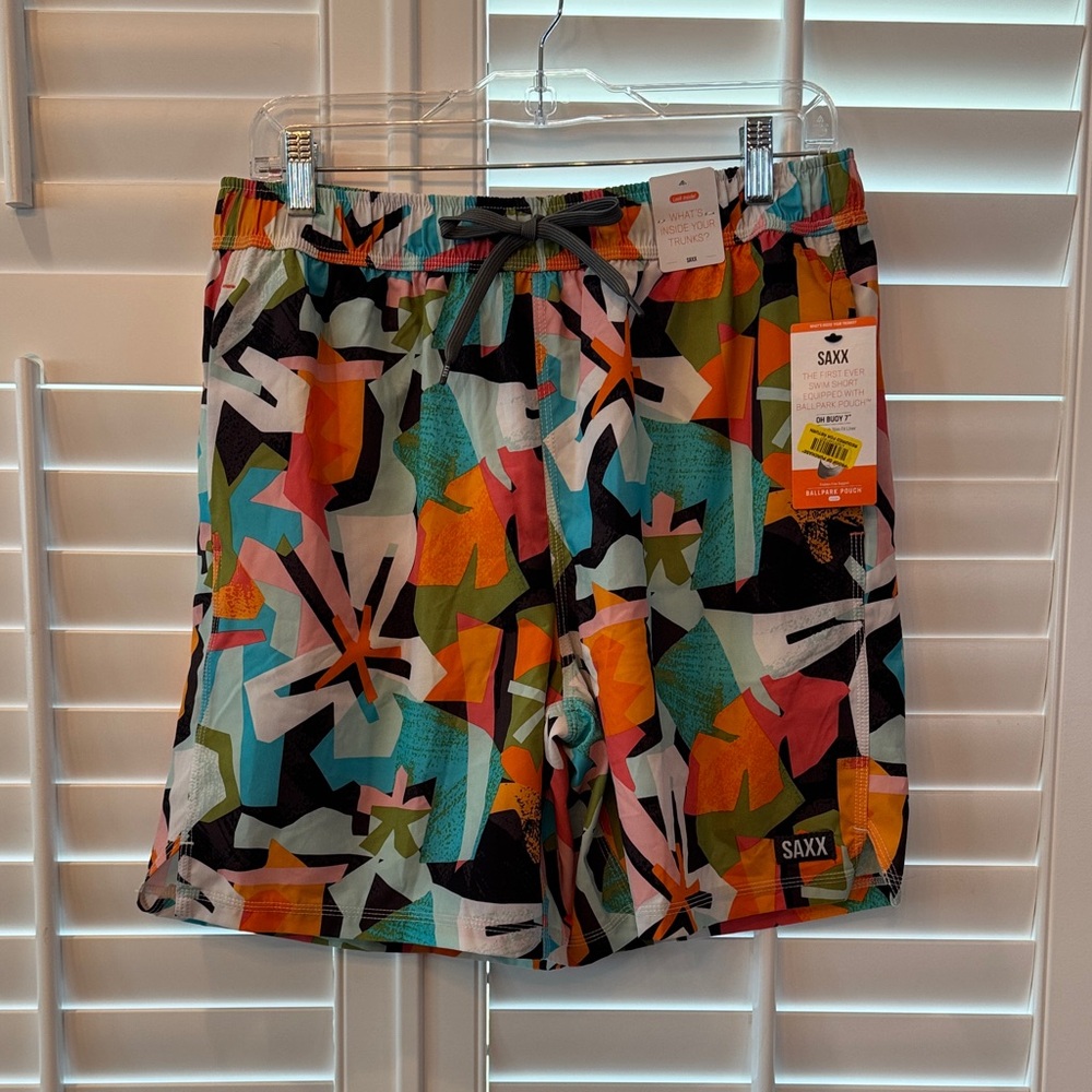 Saxx Multicolor Abstract Swim Shorts Men’s LARGE 7” length